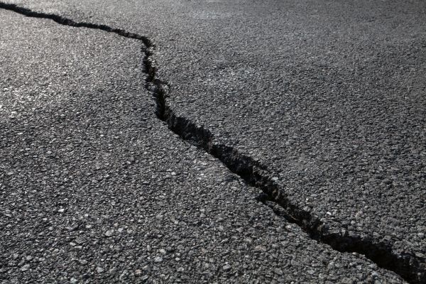 Cost of Asphalt Crack Filling in Manteca