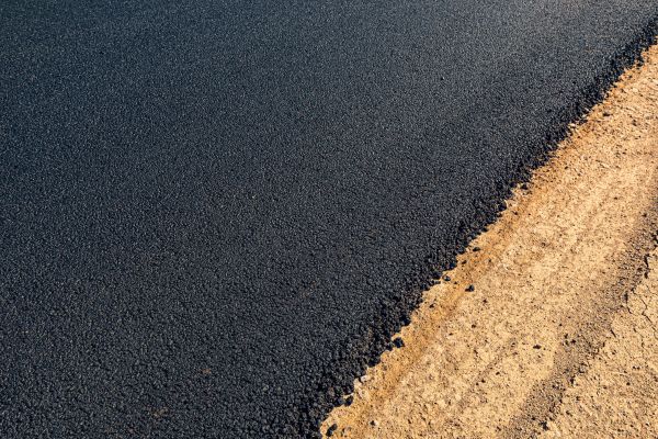 Cost of Hot Tar Driveway Sealing in Manteca