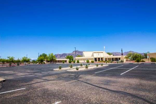 Parking Lot Crack Filling in Manteca